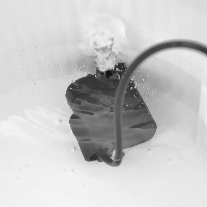 HugSmart Pet - Smart Paws Water Fountain