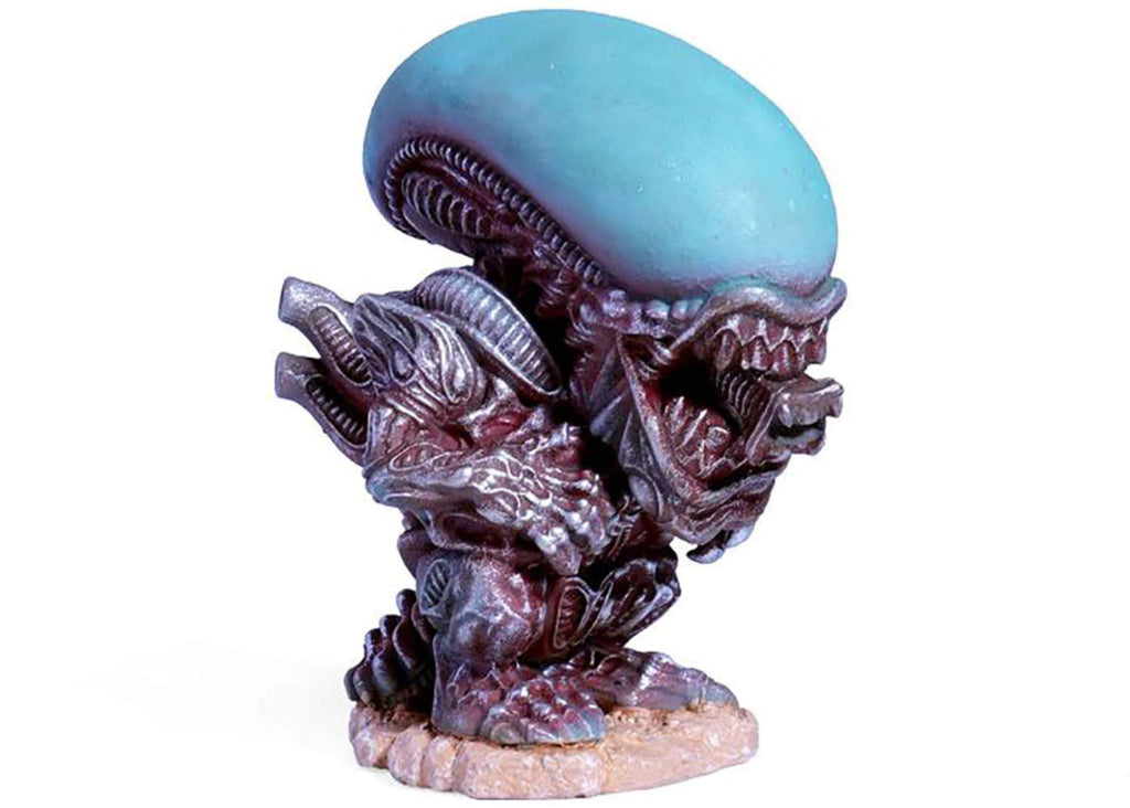Bioscape Space Alien aquarium ornament 8 x 5.5 x 9cm detailed sci-fi resin fish tank decoration